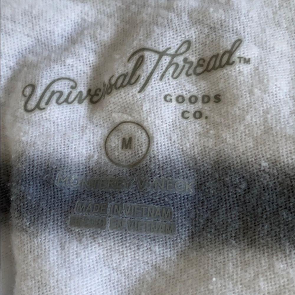 Tee Shirt Bundle - Picture 2 of 4